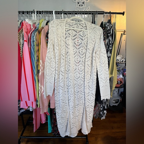 Elegant Cream Crochet Women Sweater - Picture 7 of 8